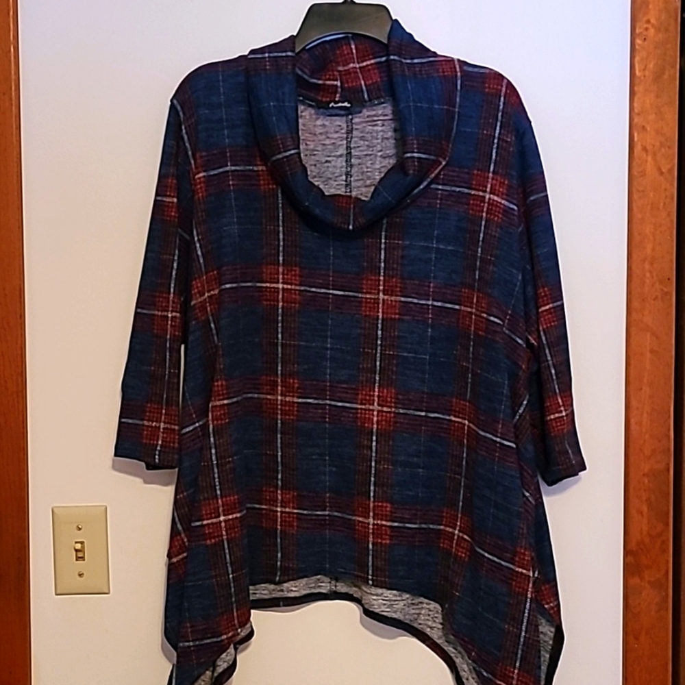 Arabella tunic style flannel top blue & red plaid XL